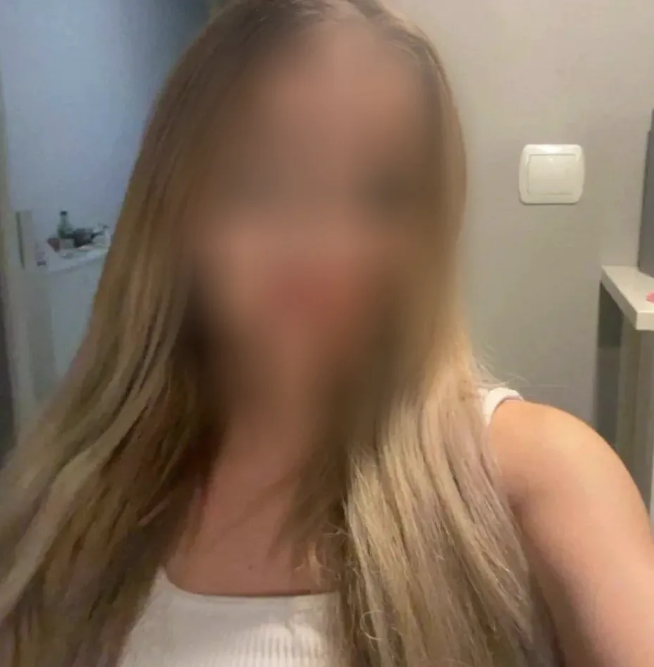 Linda, 24