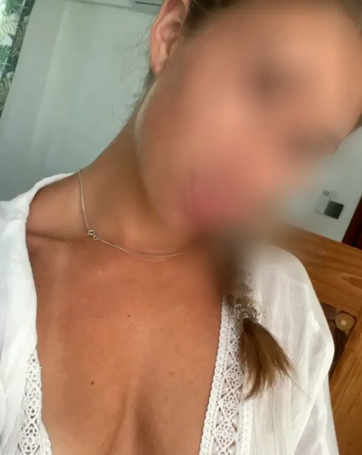 Maja, 23